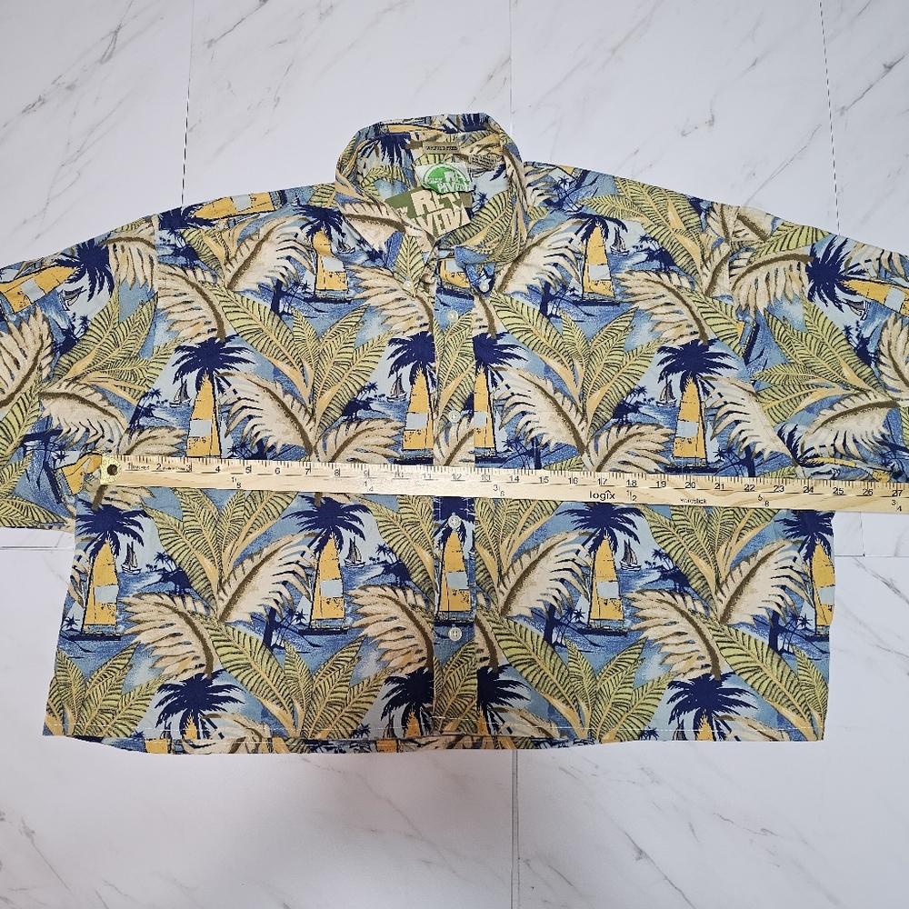 Cut&SEW GARMENTS RE-PAVED|Short Sleeve|crop|ladies button top|size XXL